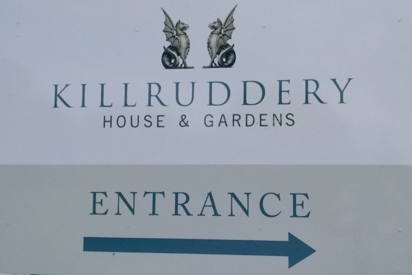 Entrance Sign, Killruddery House, Ireland - taken 7.4.16 by FF