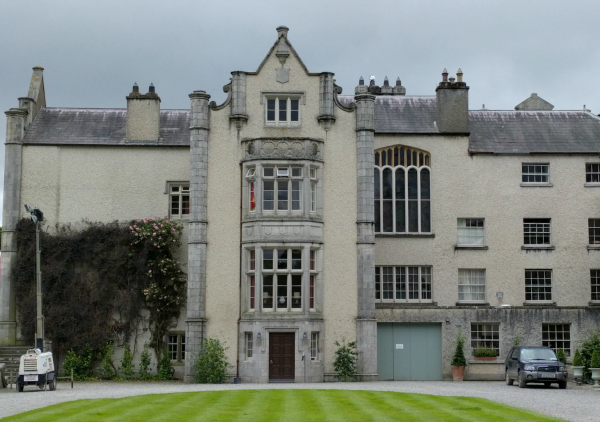 Front View, Killruddery House, Ireland - taken 7.4.16 by FF