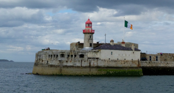Lighthouse, Dun Laoghaire Harbor, Ireland - taken 7.3.16 by FF
