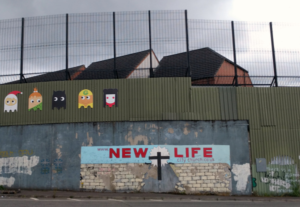 peace-wall-1-cupar-way-belfast-northern-ireland-taken-7-29-16-by-ff