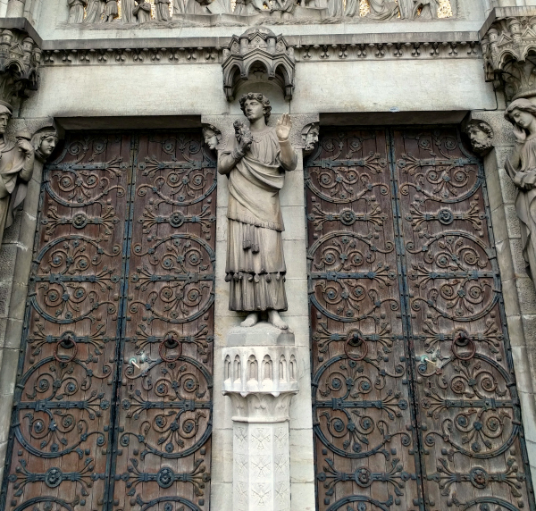 door-st-fin-barres-cathedral-cork-ireland-taken-8-13-16-by-ff