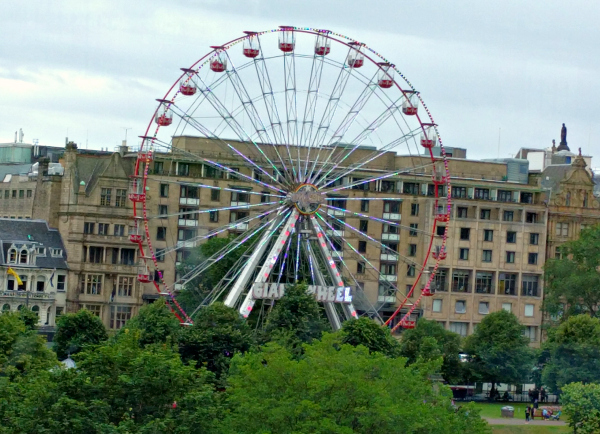 ferris-wheel-edinburgh-scotland-taken-8-4-16-by-ff