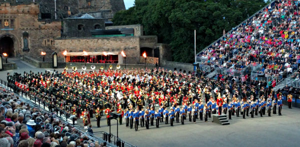 finale-1-royal-edinburgh-military-tattoo-scotland-taken-8-6-16-by-ff