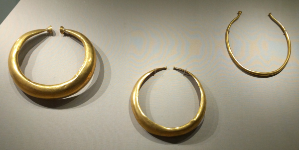 gold-collars-musem-of-archaeoloy-ireland-taken-8-20-16-by-ff