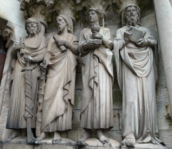 statues-2-st-fin-barres-cathedra-cork-ireland-taken-8-13-16-by-ff